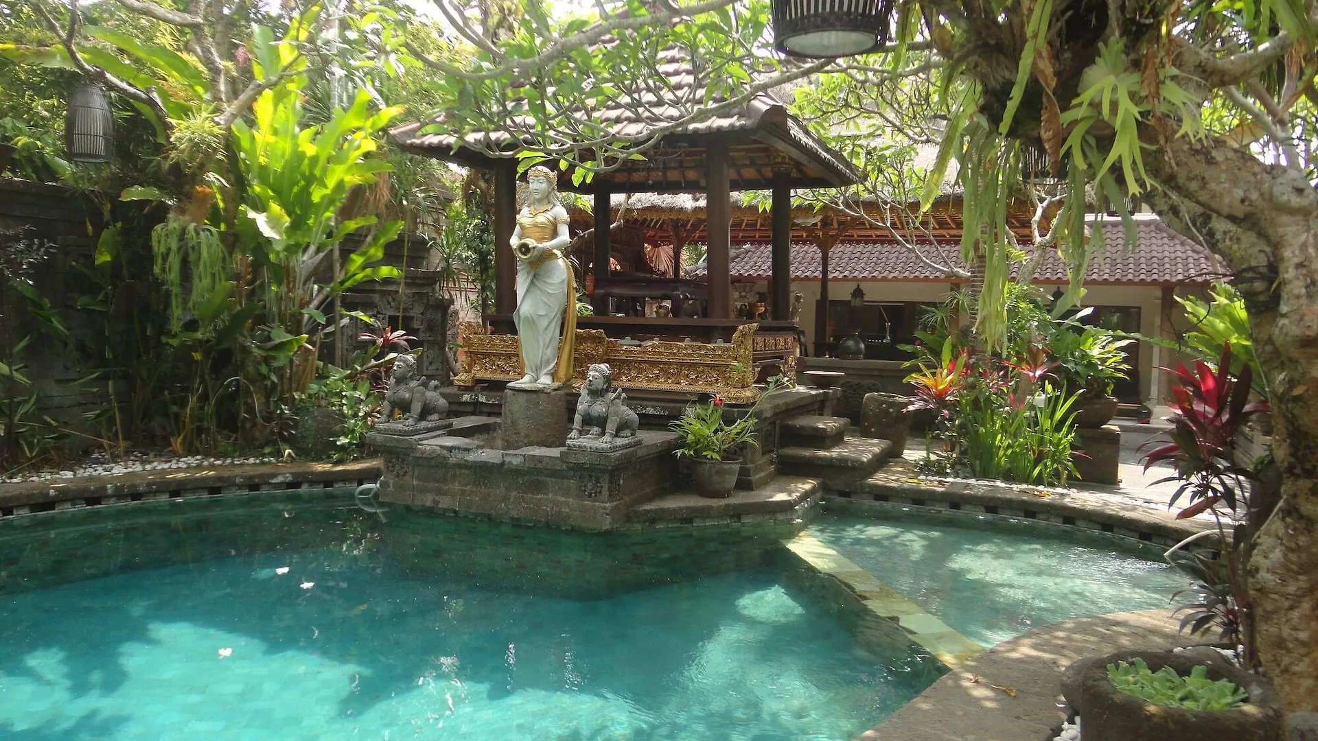 Monkey Forest Bungalow Ubud Hotel